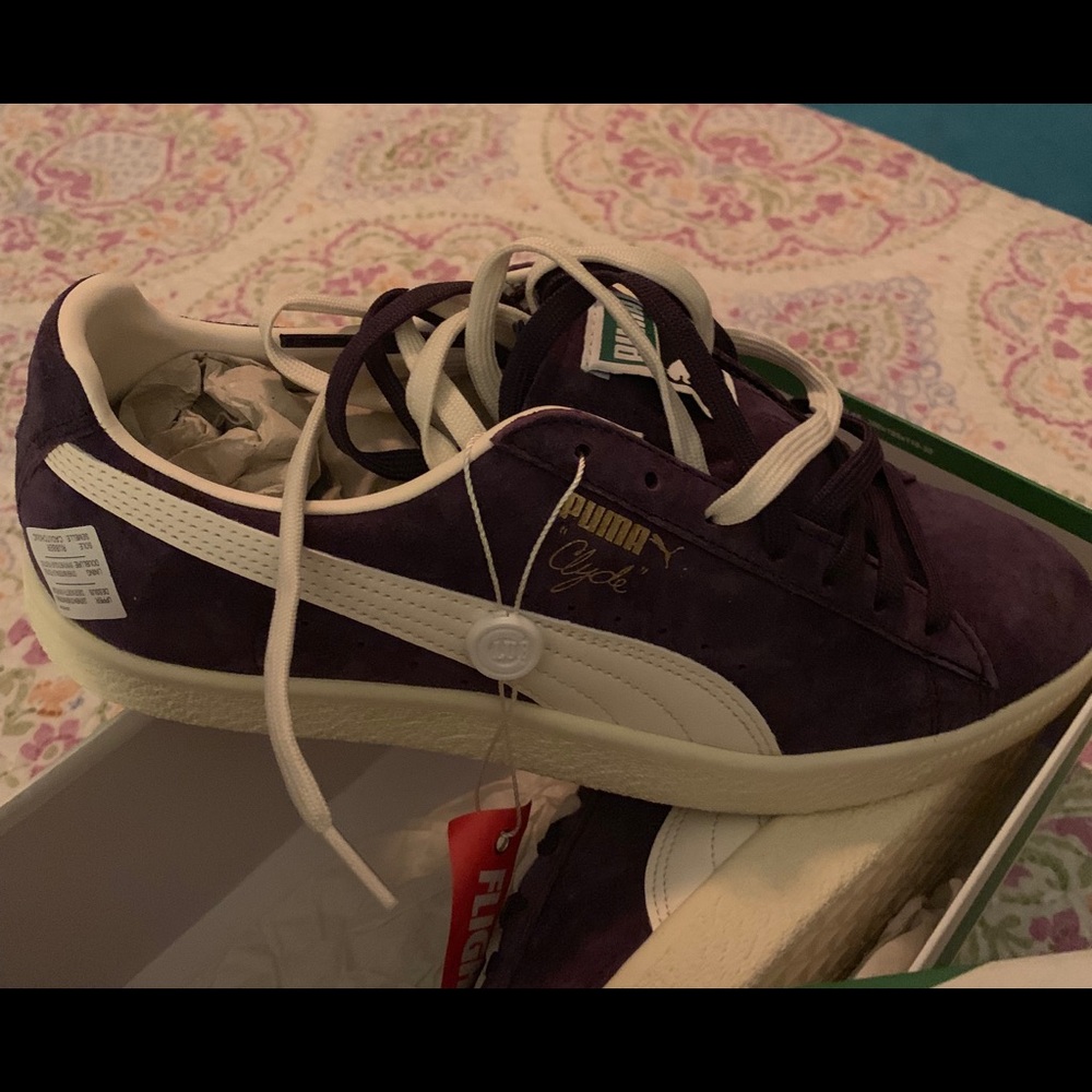 Pumas- Clyde sweet grape and white